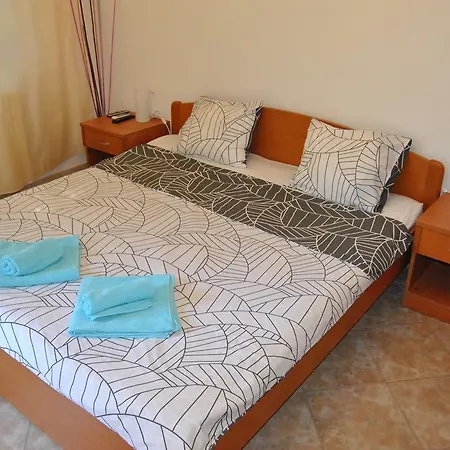 Apartament & Matan *