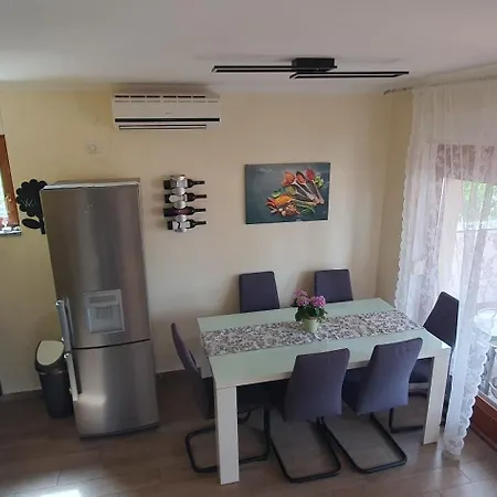Apartment & Matan Rovinj